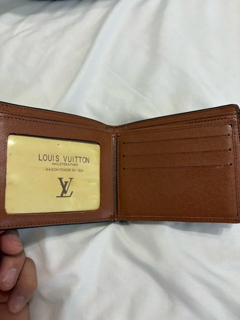 Louis Vuitton Wallet - Picture 5 of 8